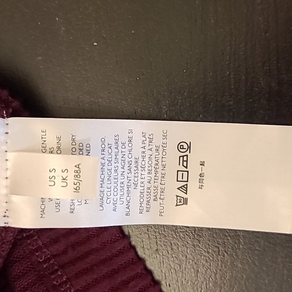 NWT We The Free Off Shoulder Sweater - Picture 4 of 6